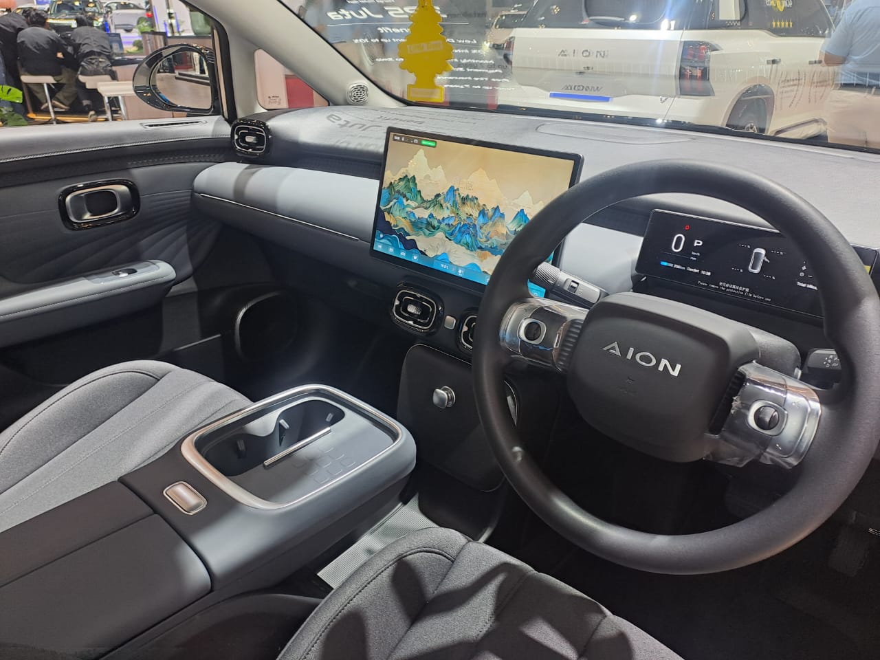 WhatsApp Image 2025-12-19 at 13.19.52 (1)